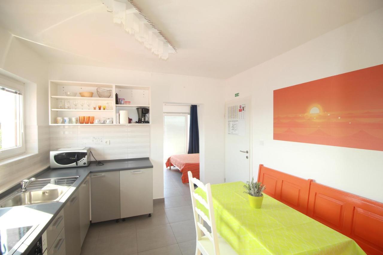 Apartmani Zem, Krk Krk Town Exterior photo